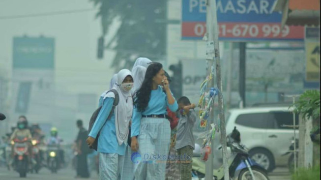 Kabut Asap Masih Mengancam, Sekolah di Muaro Jambi Daring Lagi